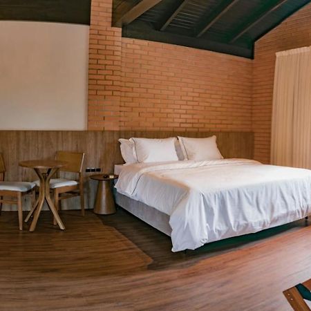 Village Du Lac Hotel โปเมโรเจ ภายนอก รูปภาพ