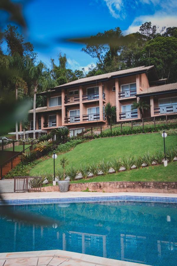 Village Du Lac Hotel โปเมโรเจ ภายนอก รูปภาพ